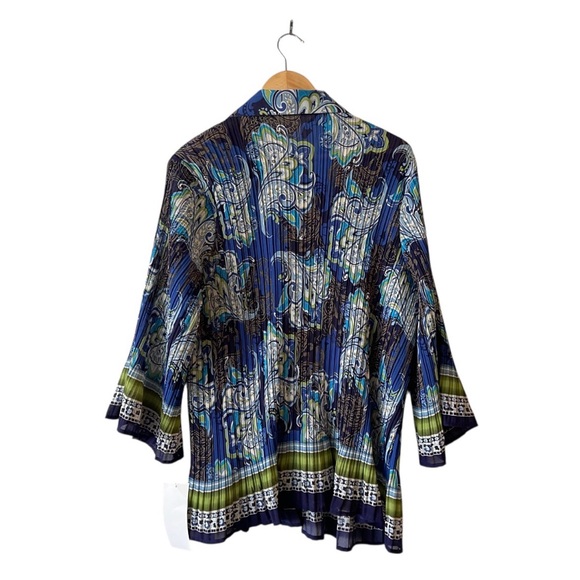 New York City Design Co. Plus Size Button Up Blouse Pleated Paisley 3X NWT - Picture 4 of 5